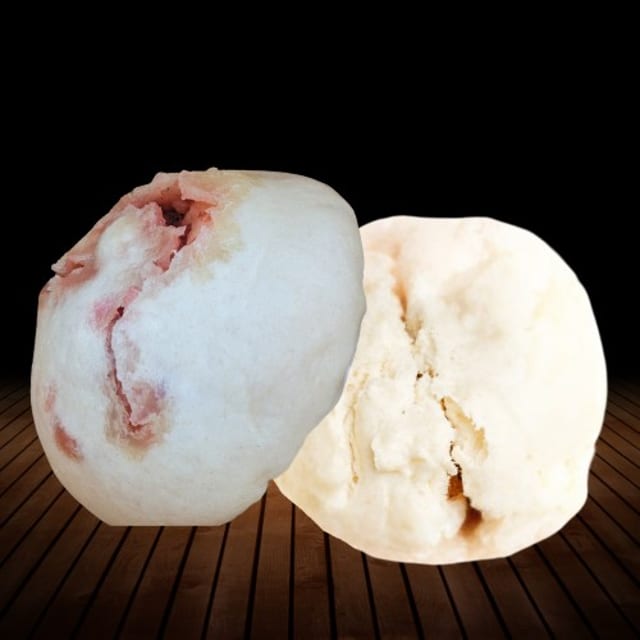 1 Pork & 1 Chicken Bao.