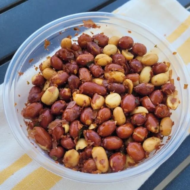 Thai Street Peanuts (8 Oz).